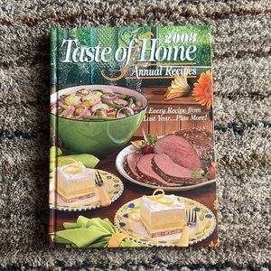 2003 Taste of Home recipe cookbook